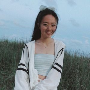 Meet your Posher, Lily